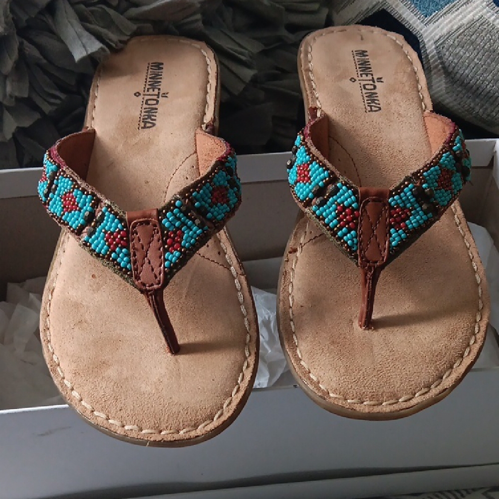 Minnetonka Women's Beaded Sandals - Brown and Blue